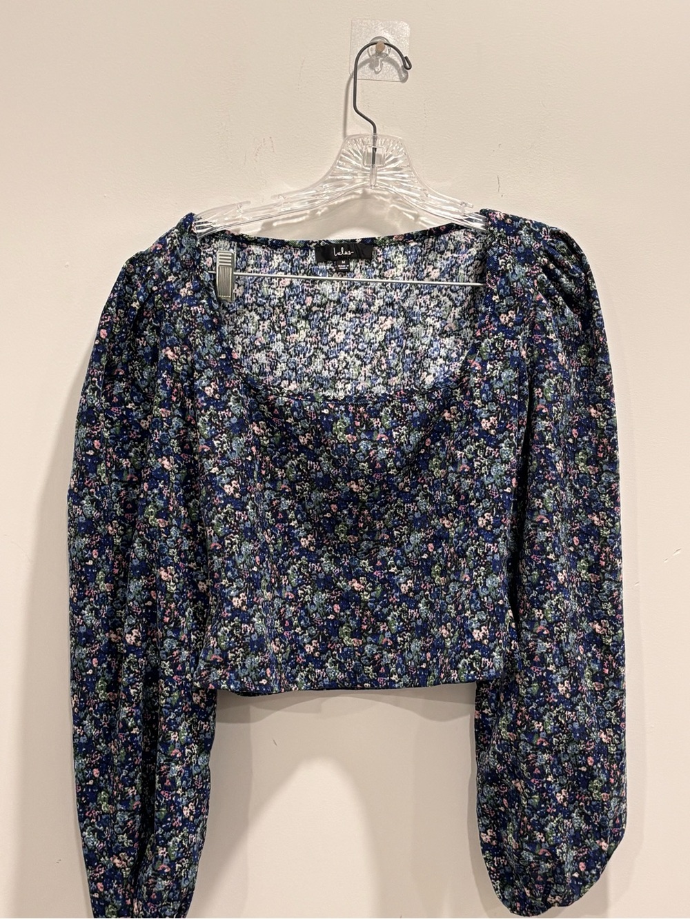 Lulu's Navy Floral Puff Sleeve Square Neck Crop Top - Picture 2 of 11